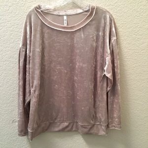 Crinkle Velvet Long Sleeve Top